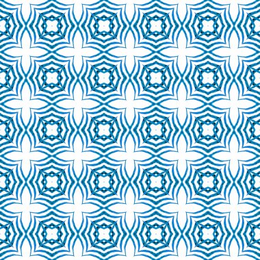 Sembol suluboya deseni. Mavi enfes boho şık yaz tasarımı. Tekstil hazır lüks baskı, mayo kumaş, duvar kağıdı, ambalaj. Yeşil geometrik sembolü suluboya kenarı.