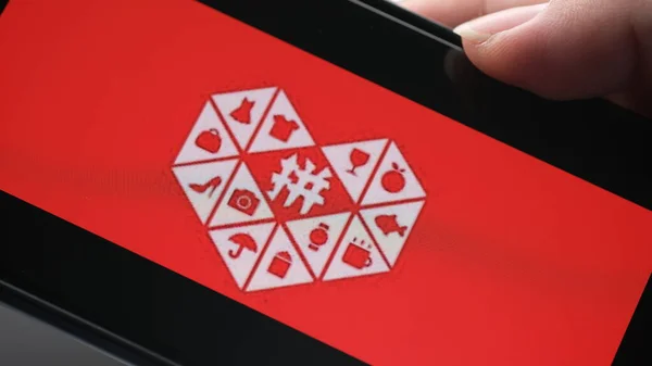 Android akıllı telefonunda İkili Pin uygulaması. Jakarta, 28 Mart 2023.