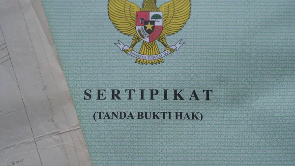 Dokumen Sertifikat Tanah Indonesia Jakarta April 2023 — Stok Foto