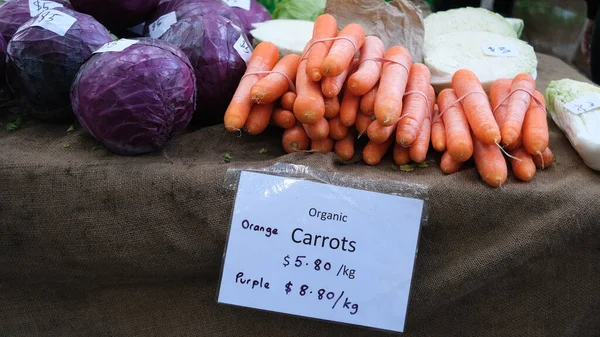Органічна Морква Фіолетова Капуста — стокове фото