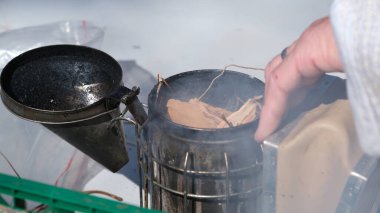 Apiculture Arıcılık Ekipmanı Sigara İçici Yakıtı.