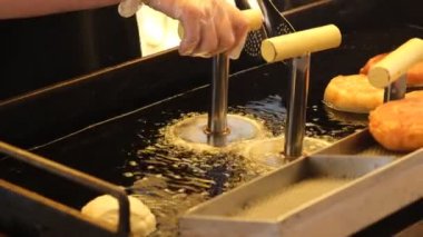 Kızarmış Hotteok, Kore sokak yemeği. Kore yemeği..