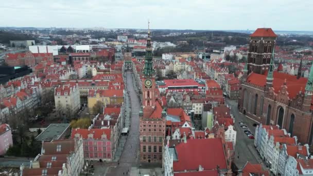 Αεροφωτογραφία Της Μεσαιωνικής Ευρωπαϊκής Πόλης Του Γκντανσκ Στην Πολωνία — Αρχείο Βίντεο