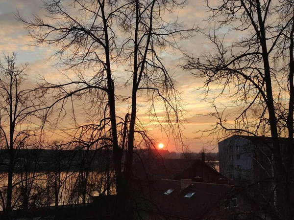 Schöner Blick Auf Den Sonnenuntergang Über Häuser Vorort Nachbarschaft Mit — Stockfoto