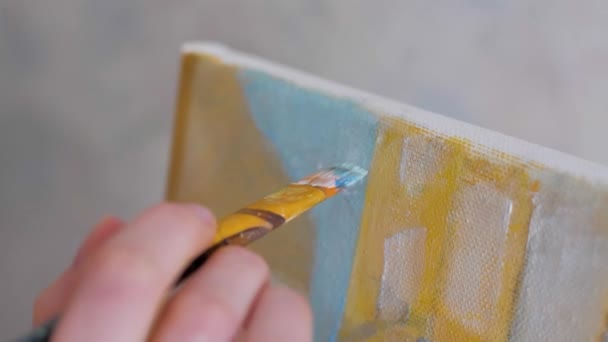 Gros Plan Plan Fille Main Tenant Dessin Peinture Huile Images — Video