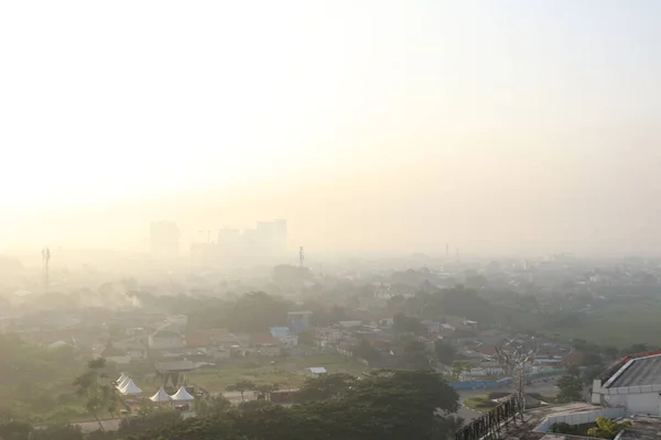 Kilátás Napfelkelte Város Közepén Látható Felülről Légkör Nagyon Meleg — Stock Fotó