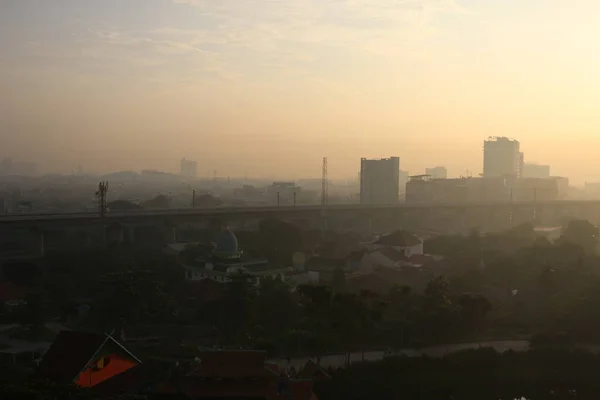 Pohled Východ Slunce Středu Města Shora Atmosféra Velmi Teplá — Stock fotografie