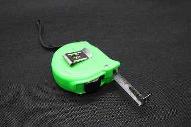 İnşaat sayacı, inşaat aletlerinden biri. Fonksiyonu bir nesneyi ölçmek..