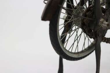 Eski bisiklet figürü, ev dekorasyonu..