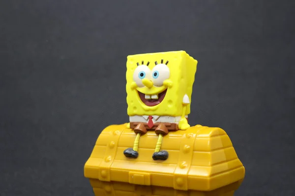 Sponge Bob Toy Treasure Chest Black Background — Stock Photo, Image