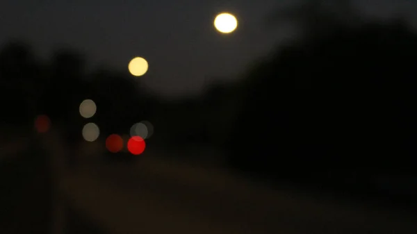 Luzes Círculo Com Efeito Borrão Fundo Noite — Fotografia de Stock