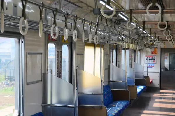 Jakarta Endonezya Daki Banliyö Hattı Elektrikli Tren Doğru Açıdan Çekilen Stok Fotoğraf