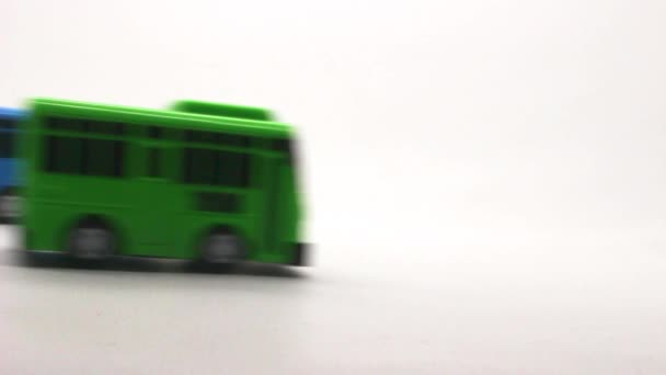 Zagraj Tayo Autobus Czerwonym Niebieskim Żółtym Białym Tle Słodkie Zabawne — Wideo stockowe