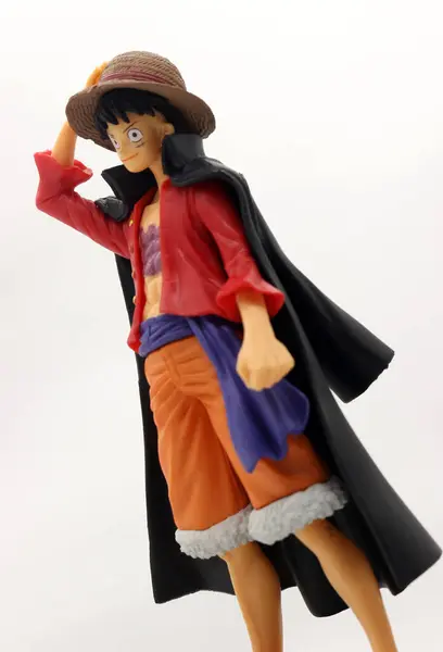 Maymun D. Luffy figürlü aktör, beyaz arkaplan..