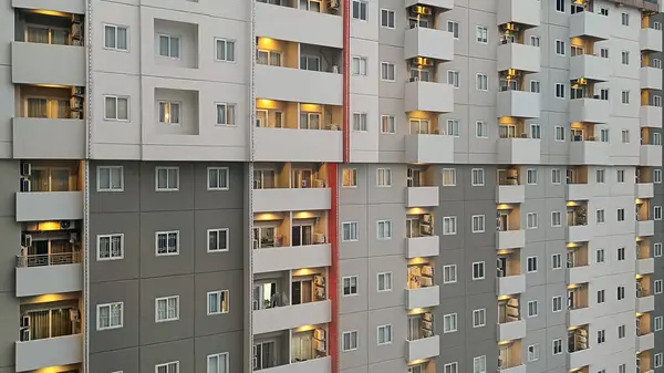 stock image View of an apartment with many windows in Semarang from the outside