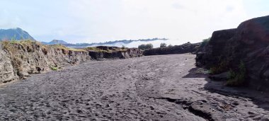 Bromo Dağı 'nın ve Endonezya' nın doğu Java bölgesinin güzel manzarası