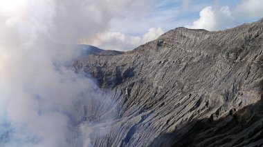 Bromo Dağı 'nın ve Endonezya' nın doğu Java bölgesinin güzel manzarası