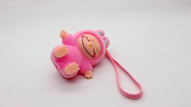 Labubu anahtarlık şirin pembe beyaz arka planda izole