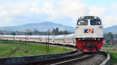 28 Mart 2025, Endonezya uzun mesafe treni ya da genel olarak KAJJ olarak bilinen