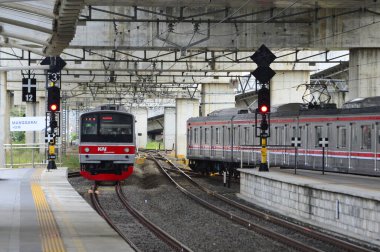 12 Mart 2025, Endonezya Demiryolu 'nun ön görünümü veya halk arasında KRL olarak bilinir.