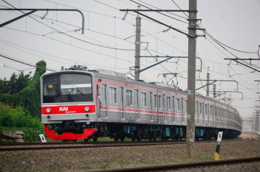 12 Mart 2025, Endonezya Demiryolu 'nun ön görünümü veya halk arasında KRL olarak bilinir.