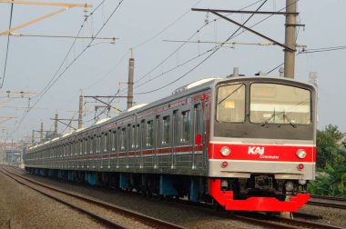 12 Mart 2025, Endonezya Demiryolu 'nun ön görünümü veya halk arasında KRL olarak bilinir.