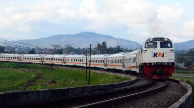 15 Mart 2025, Endonezya uzun mesafe treni ya da genel olarak KAJJ olarak bilinen