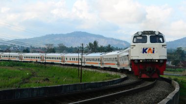 15 Mart 2025, Endonezya uzun mesafe treni ya da genel olarak KAJJ olarak bilinen