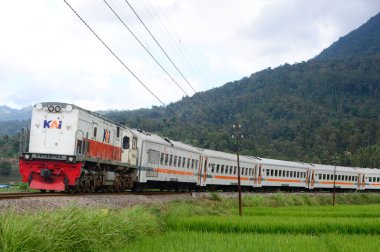 15 Mart 2025, Endonezya uzun mesafe treni ya da genel olarak KAJJ olarak bilinen