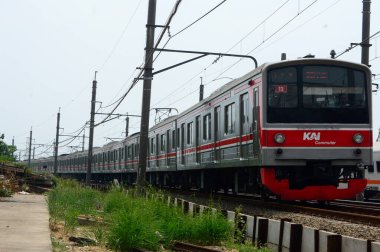04 Mart 2025, Endonezya Demiryolu 'nun ön görünümü veya halk arasında KRL olarak bilinir.
