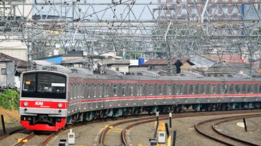 04 Mart 2025, Endonezya Demiryolu 'nun ön görünümü veya halk arasında KRL olarak bilinir.
