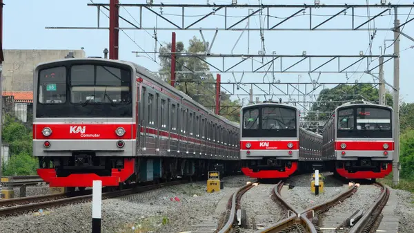 28 Mart 2025, Endonezya Demiryolu 'nun ön görünümü veya halk arasında KRL olarak bilinir.