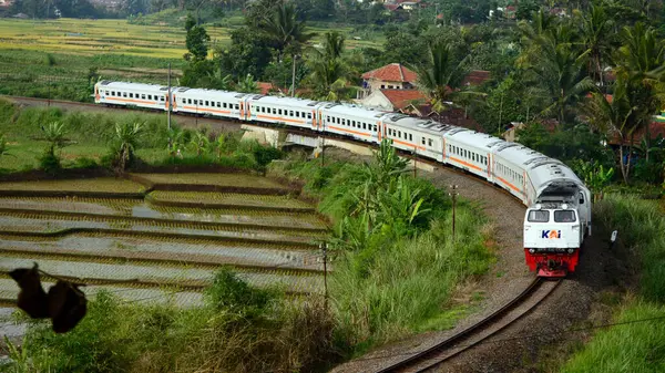 15 Mart 2025, Endonezya uzun mesafe treni ya da genel olarak KAJJ olarak bilinen