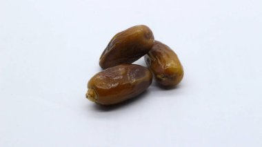 Tunus kuru tarihleri beyaz arkaplanda izole edildi