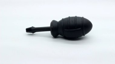 Beyaz arka planda izole tornavida oyuncak