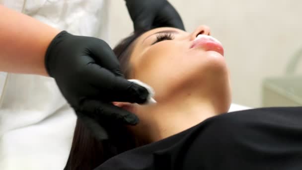Beauty Injections Lip Injection Plastic Surgery Lip Augmentation Procedure Beautician — Stockvideo
