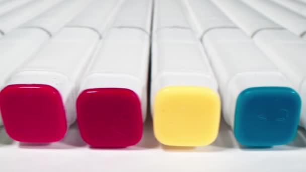 Schöne Schleife Hintergrund Mit Beweglichen Filzstiften Verschiedenen Farben Schleife Ultra — Stockvideo