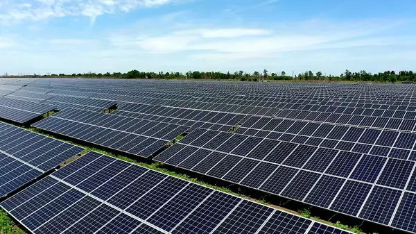Top View New Solar Farm Rows Modern Photovoltaic Solar Panels — Stock Photo, Image