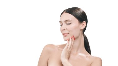 kadın yüzünü el ile dokunmak