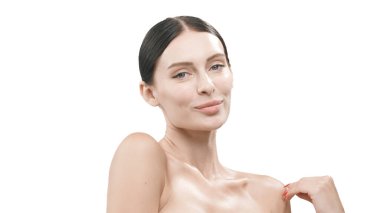 Yumuşak tenli bir kadın