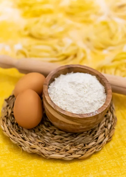 Close Hands Making Home Made Italian Pasta Flour Eggs Pasta — Stock Photo, Image