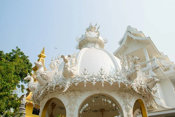 Εξωτερικές Απόψεις Από Λευκό Ναό Στο Chiang Rai Βόρεια Της — Φωτογραφία Αρχείου