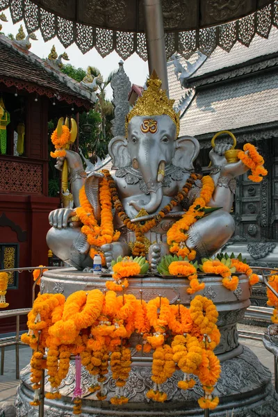 Silver Ganesha Com Ofertas Fora Wat Sri Suphan Conhecido Como — Fotografia de Stock