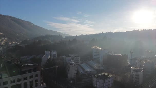 Légi Felvétel Como Város Mozihatásaival Kora Reggel Téli Időszámítás Szerint — Stock videók