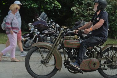 Harley Günü, Harley Davidson Podlasie Birliği tarafından organize edilen bu markanın hayranlarının bir araya gelişi. Bialystok, Podlaskie / Polonya 07, 07.2023