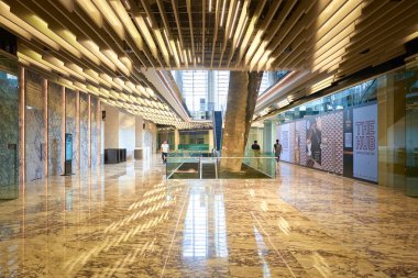 KUALA LUMPUR, MALAYSIA - NOV 08, 2023: Muhteşem Tun Razak Değişim Ofisi İç Tasarım. Uluslararası finans ve iş dünyası için Kuala Lumpur 'un kalbinde 1MDB tarafından geliştirilen Tun Razak Borsası