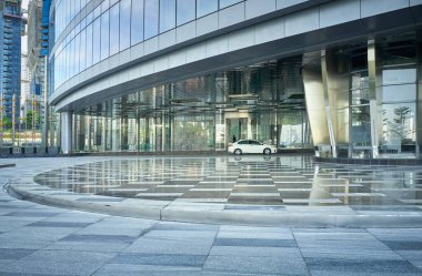 KUALA LUMPUR, MALAYSIA - NOV 08, 2023: Tun Razak Exchange ana kaydı. Uluslararası finans ve iş dünyası için Kuala Lumpur 'un kalbinde 1MDB tarafından geliştirilen Tun Razak Borsası