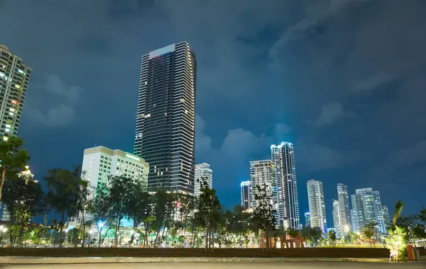 Éjszakai Kilátás Gurney Öbölre Penangban Penang Egyik Legújabb Turisztikai Látványossága Stock Kép