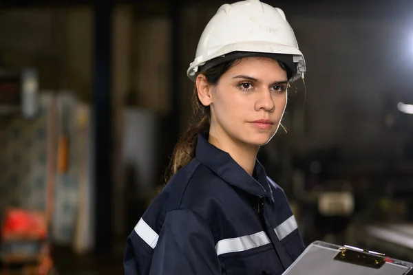 Confident Female Technician Engineer Worker Checking Inspecting Machine Manufacturing Factory — 스톡 사진