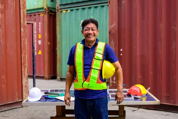 Warehouse Engineer Worker Working Container Yard Logistics Transportation High Quality — Foto de Stock